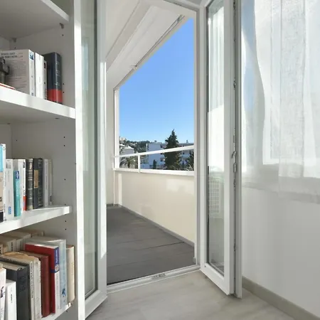 Serrendy Designer's 15-minute Walk To The Palais & Beaches! Apartmán Cannes